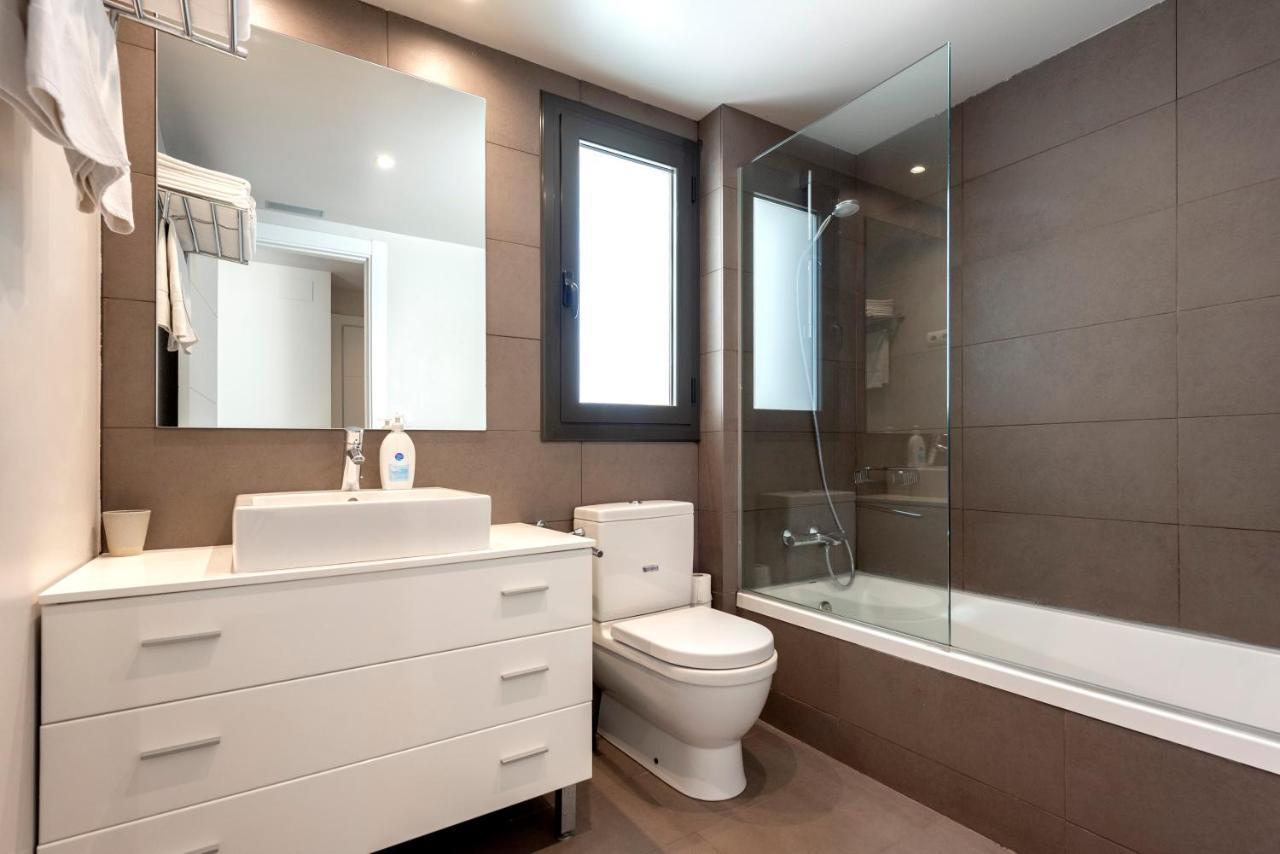 Espais Blaus Apartments Барселона Екстериор снимка