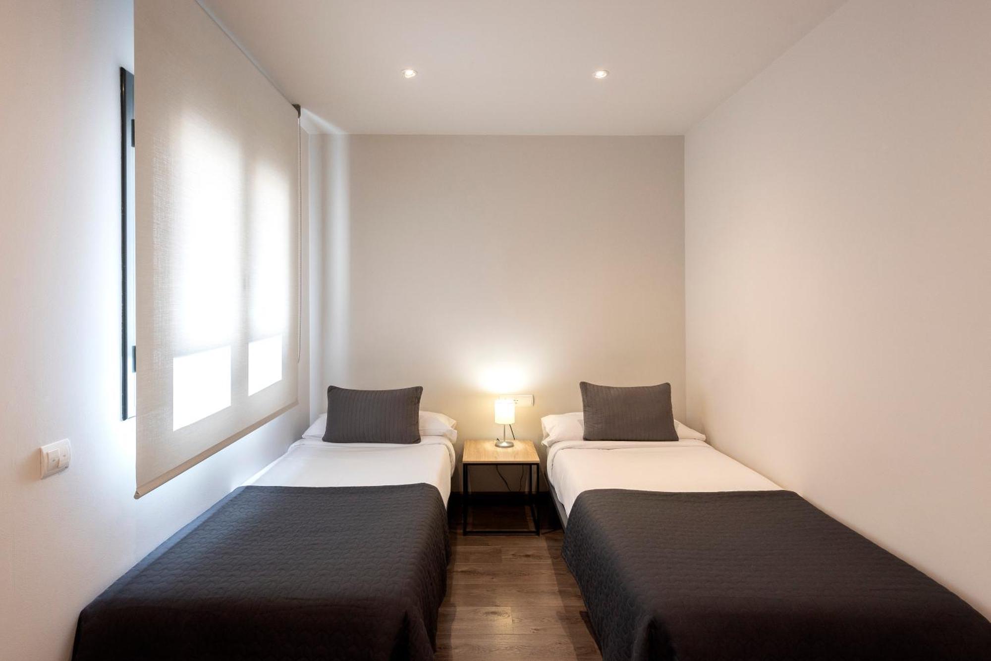 Espais Blaus Apartments Барселона Екстериор снимка
