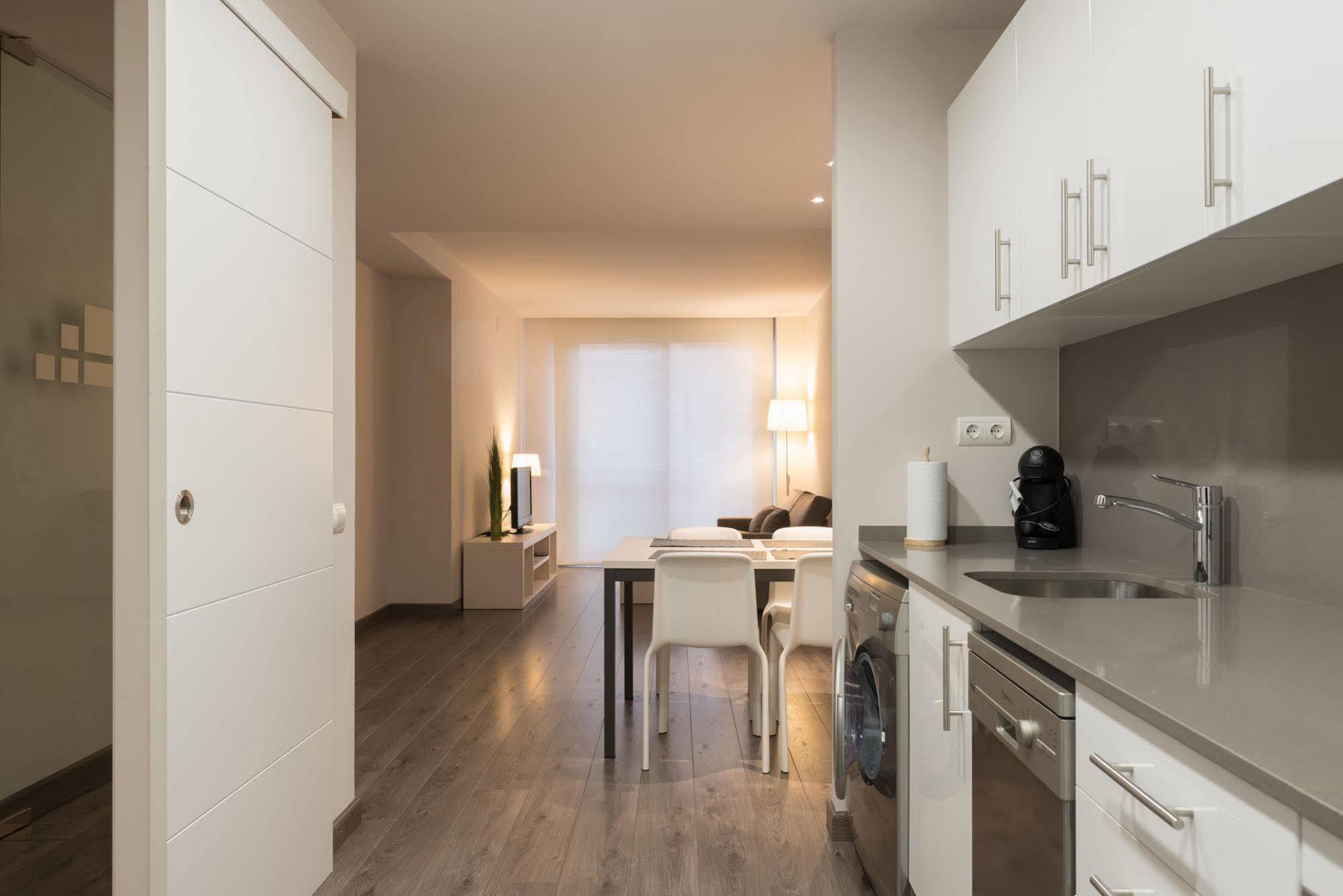 Espais Blaus Apartments Барселона Екстериор снимка